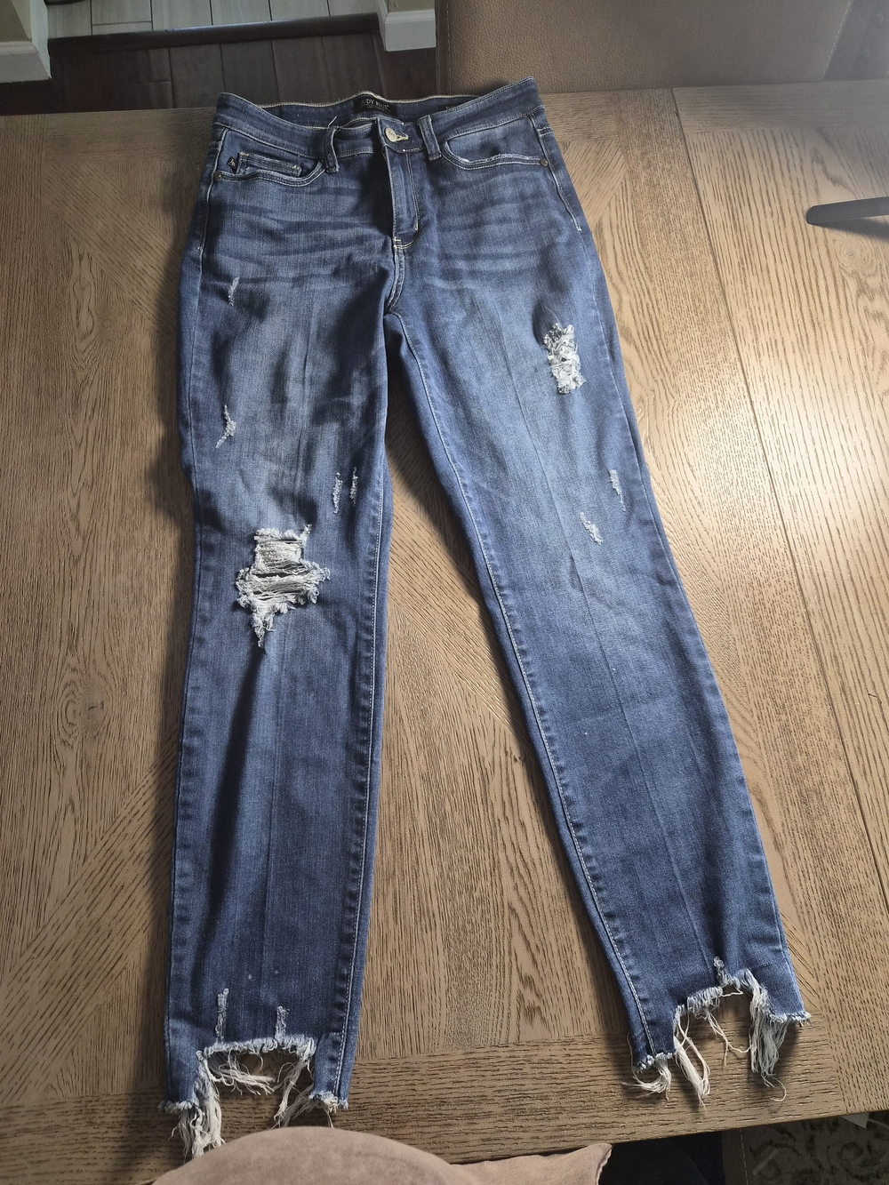 Judy Blue Distressed Dark Blue Skinny Jeans with Frayed Hem